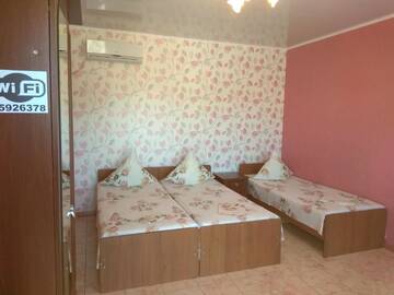 Фото номера Люкс Мини-отель Kolobok Guest House г. Геническ 7