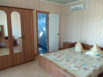 Фото номера Люкс Мини-отель Kolobok Guest House г. Геническ 3